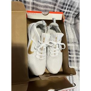 Nike air max size 9 new in box